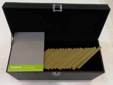 Колекція дерев'яних карток зразків